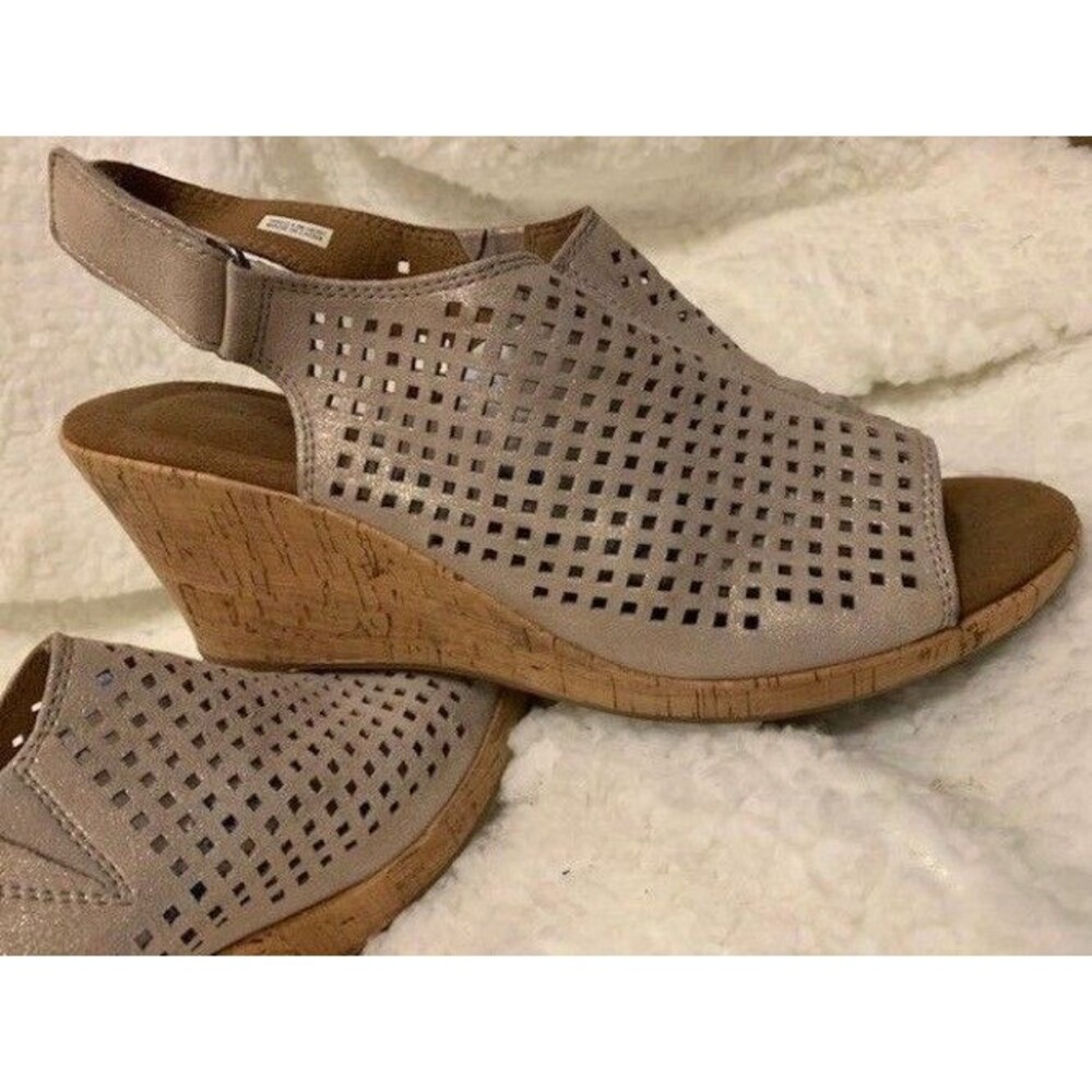 Rockport Size 8.5 Womens Gold Shimmer  Slingback Wedge Shoe Sandal Cork Heel